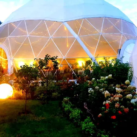 4 Zywioly Falenty Osrodek Konferencyjno-szkoleniowy Bed & Breakfast