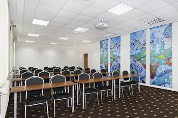 4 Zywioly Falenty Osrodek Konferencyjno-szkoleniowy Bed & Breakfast 3*