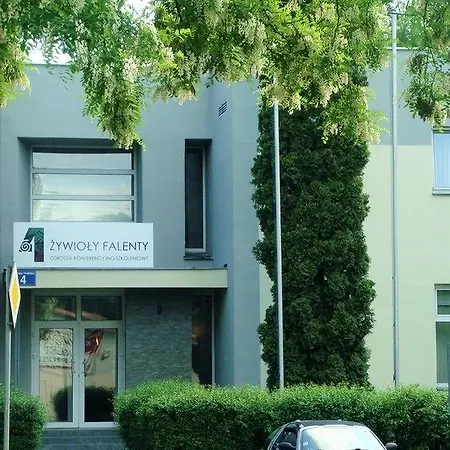 4 Zywioly Falenty Osrodek Konferencyjno-szkoleniowy Bed & Breakfast 3*