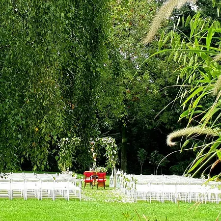 Bed & Breakfast 4 Zywioly Falenty Osrodek Konferencyjno-szkoleniowy 3*