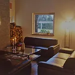 4 Zywioly Falenty Centrum Konferencyjne Oda ve Kahvaltı 3*