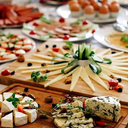 Frühstückspension 4 Zywioly Falenty Centrum Konferencyjne 3*