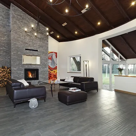 4 Zywioly Falenty Centrum Konferencyjne 3* Raszyn