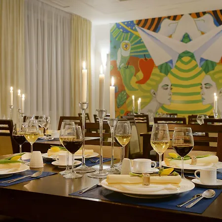 Frühstückspension 4 Zywioly Falenty Centrum Konferencyjne Raszyn