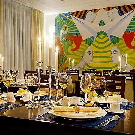 Frühstückspension 4 Zywioly Falenty Centrum Konferencyjne 3*