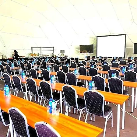 Frühstückspension 4 Zywioly Falenty Centrum Konferencyjne