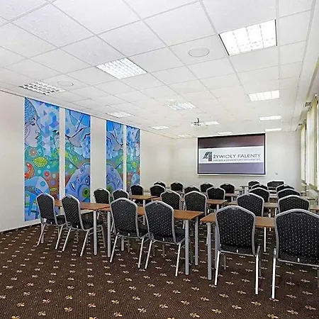 Frühstückspension 4 Zywioly Falenty Centrum Konferencyjne 3*