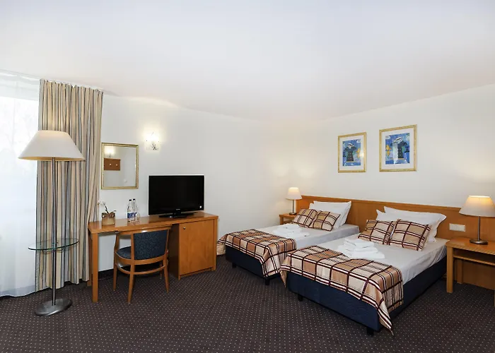 4 Zywioly Falenty Centrum Konferencyjne