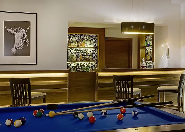 4 Zywioly Falenty Centrum Konferencyjne Bed & Breakfast Raszyn